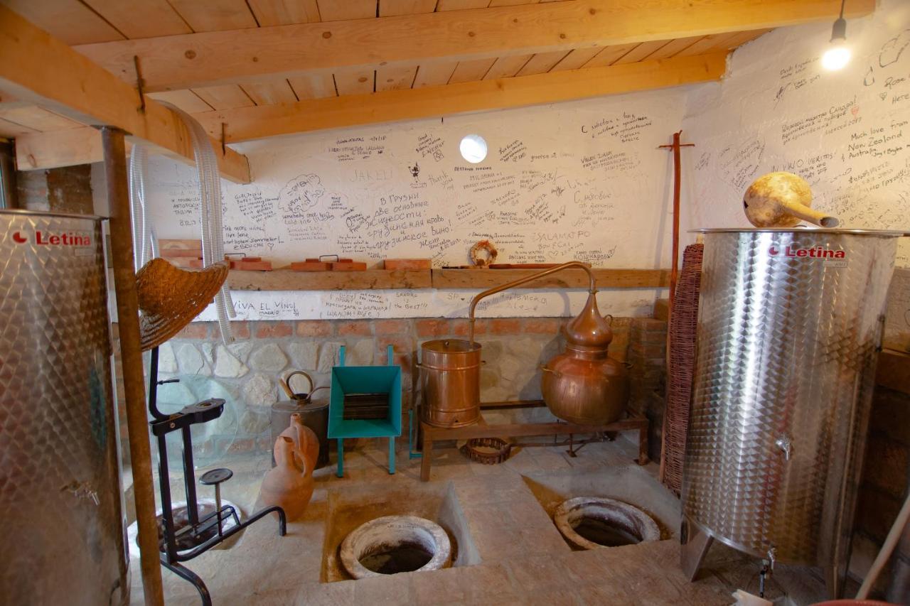 Milorava'S Guest House & Wine Cellar Telavi Exterior foto